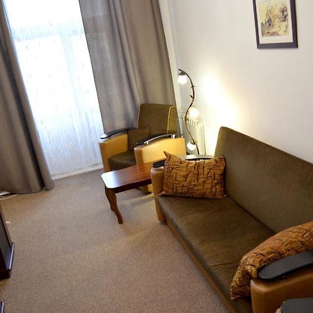 Chapayev Apartments Kiev Extérieur photo