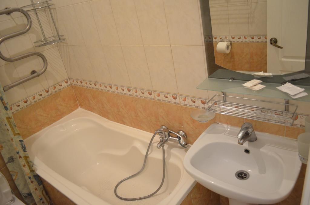 Chapayev Apartments Kiev Extérieur photo