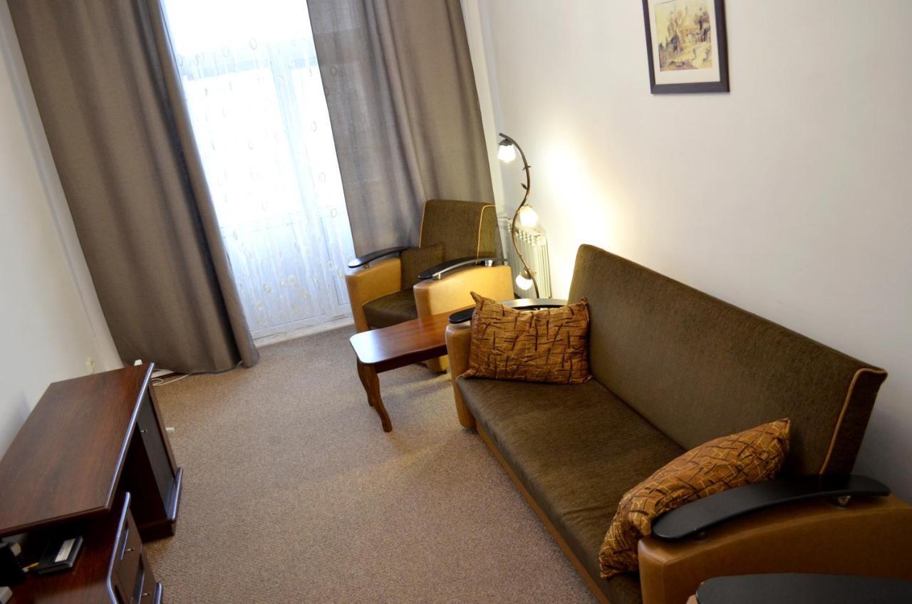 Chapayev Apartments Kiev Extérieur photo